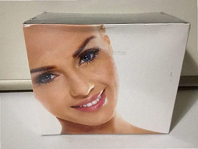 LUMINESS AIR BRUSH MAKEUP COSMETICS SYSTEM ( FACTORY SEALED ).